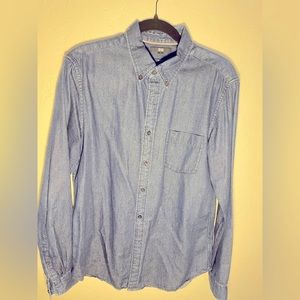 Uniqlo Jeans Button Down Shirt. Deep Blue. Men’s size M.